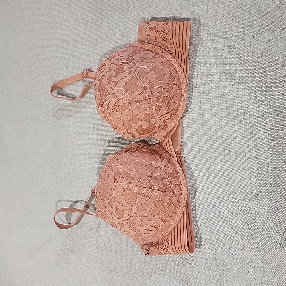 Victoria's Secret Padded Bra 34B